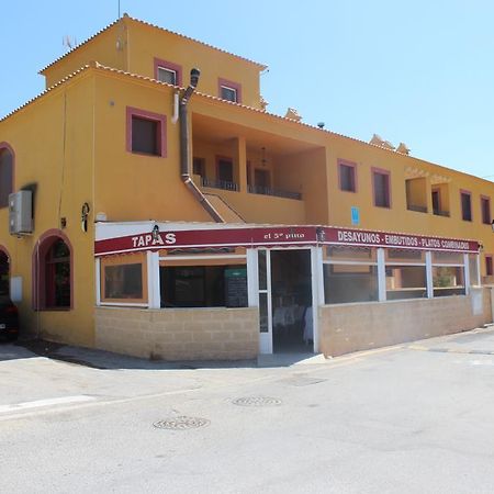 Apartamentos Turisticos Edificio Del Pino Sorbas エクステリア 写真
